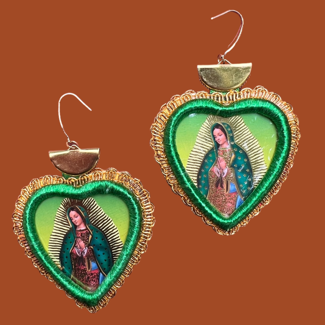 Corazón Icon Earrings: Green Guadalupe