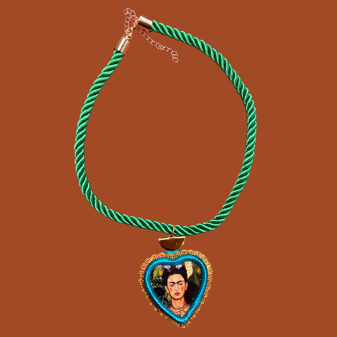 Corazón Icon Necklace: Frida Style L