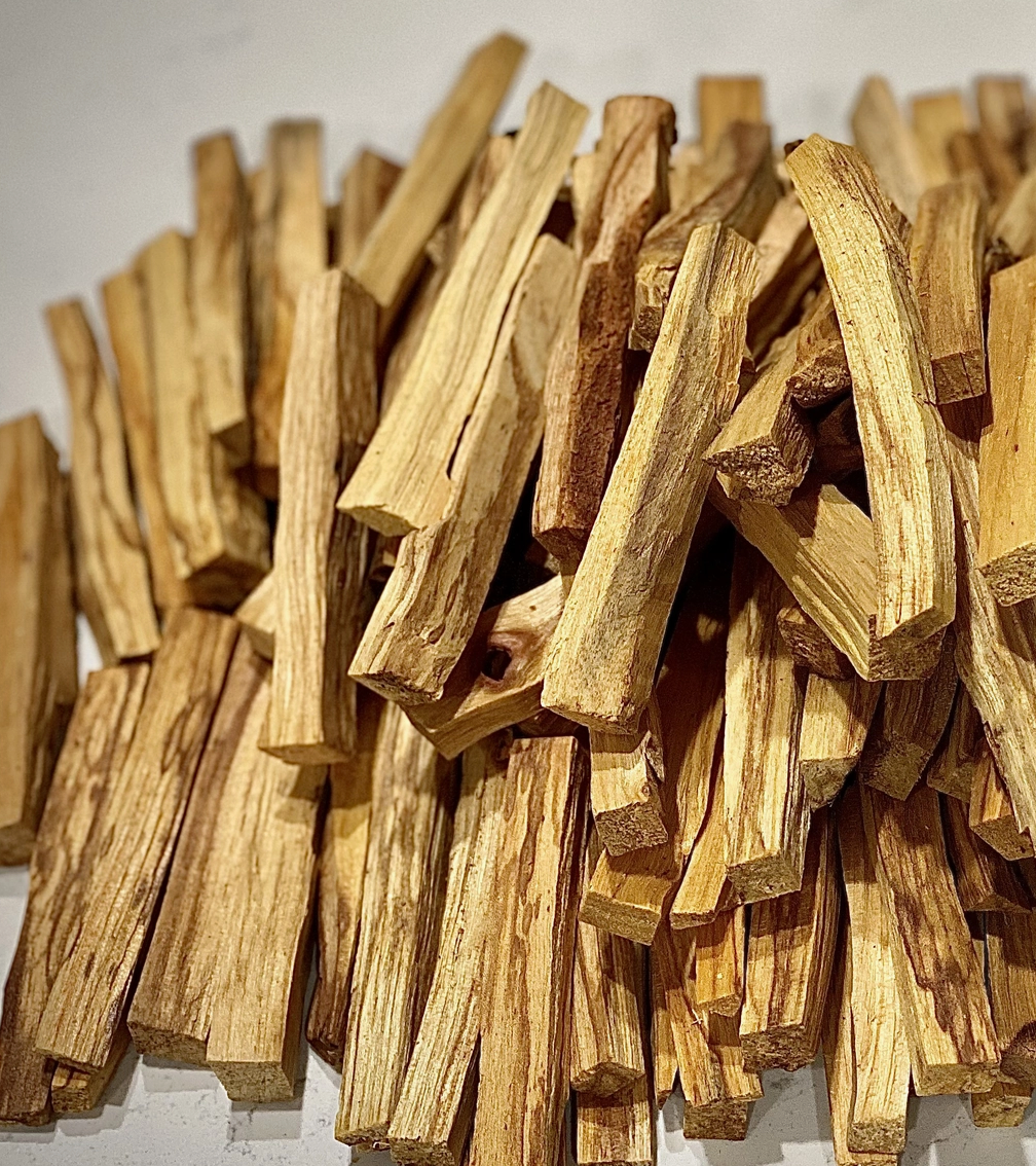 4 Pack of Palo Santo Sticks