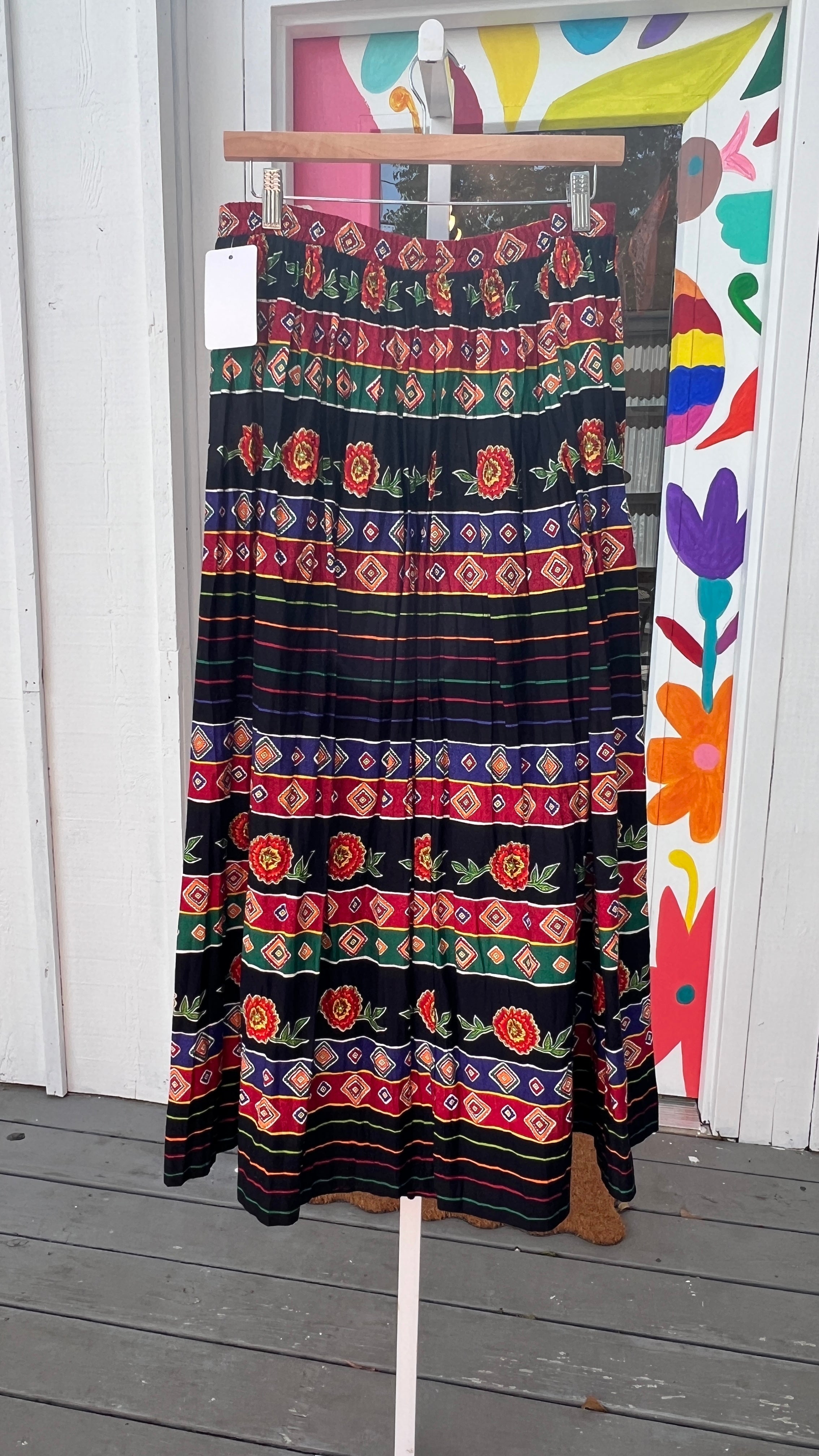 Muy Fun Find: Vintage Willowbend Skirt -L