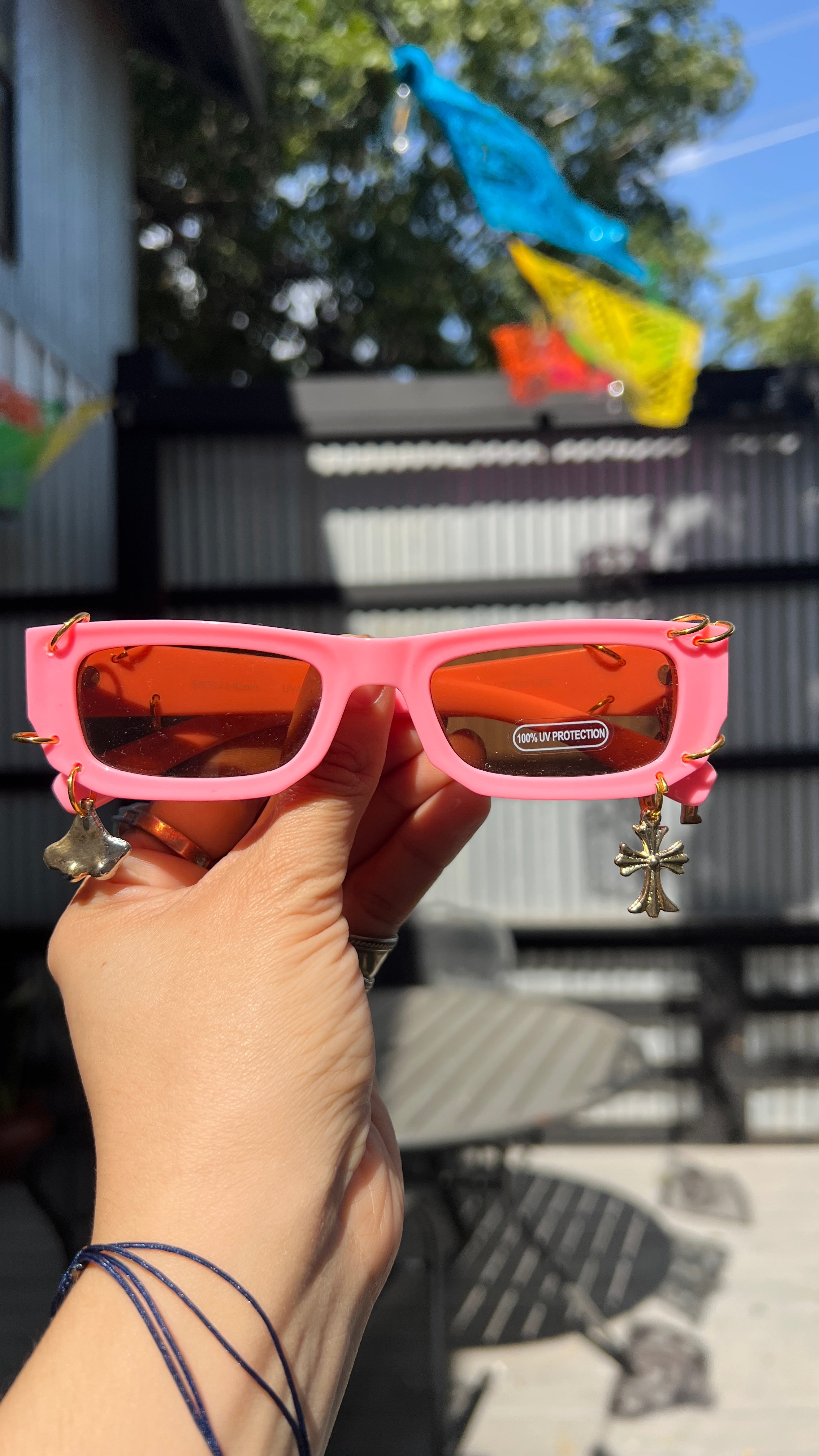 Muy Fun Milagro Sunglasses