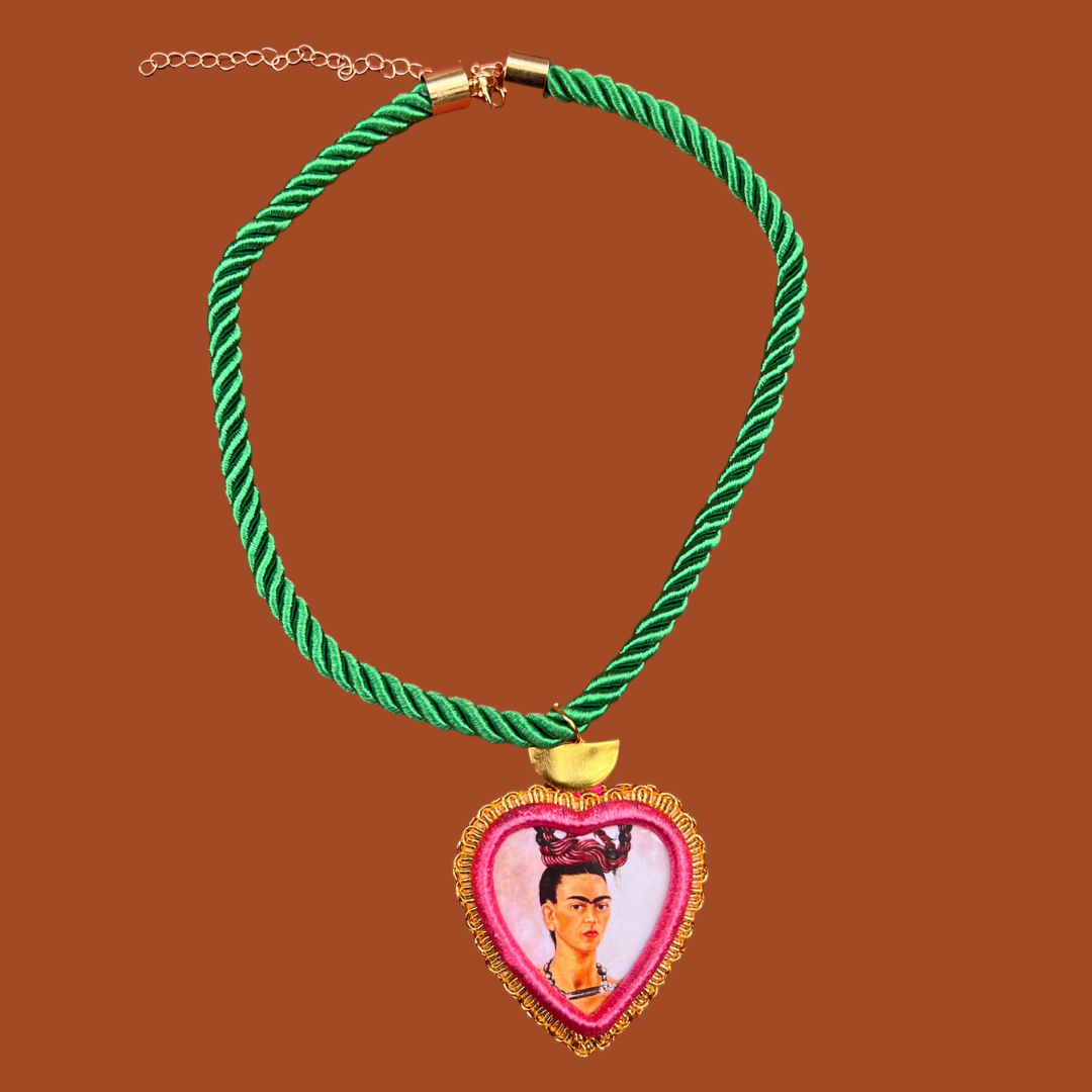 Corazón Icon Necklace: Frida Style G