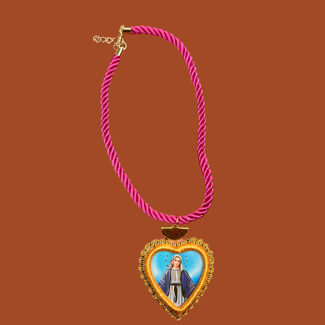 Corazón Icon Necklace: Saint Style C