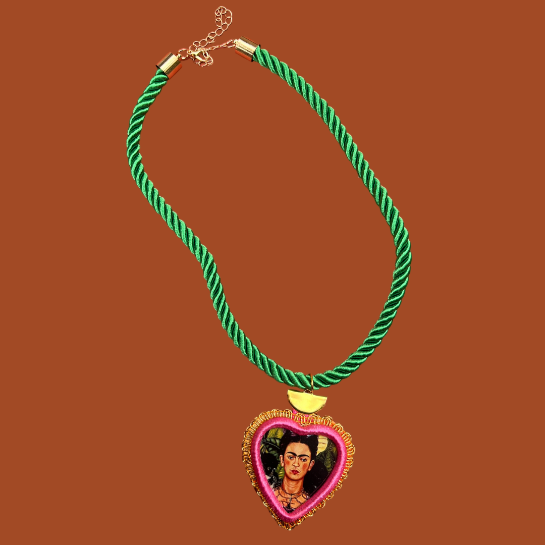 Corazón Icon Necklace: Frida Style B