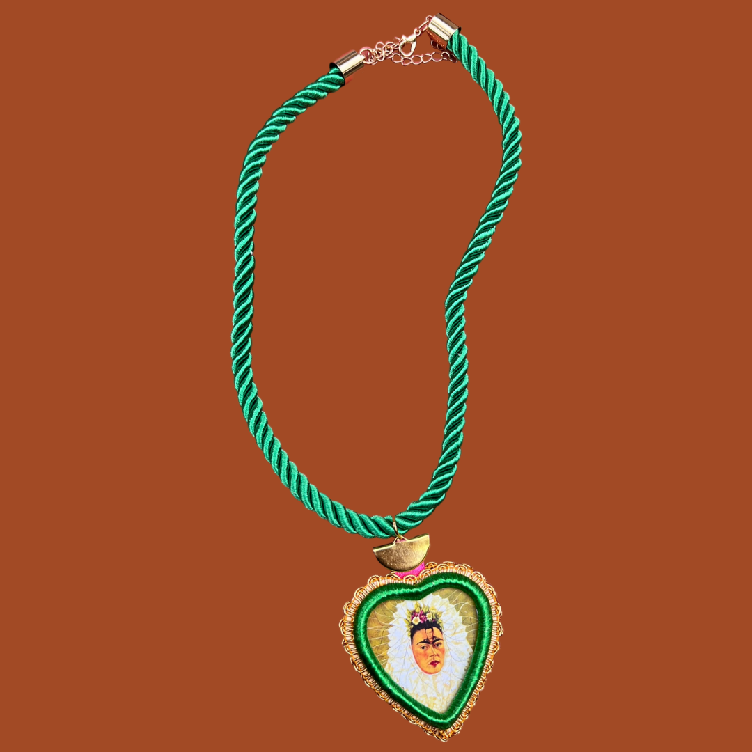 Corazón Icon Necklace: Frida Style B