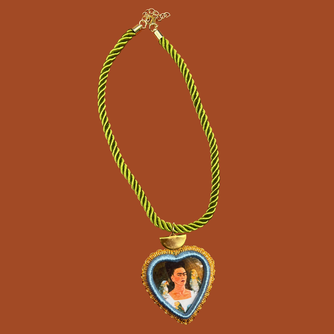 Corazón Icon Necklace: Frida Style D