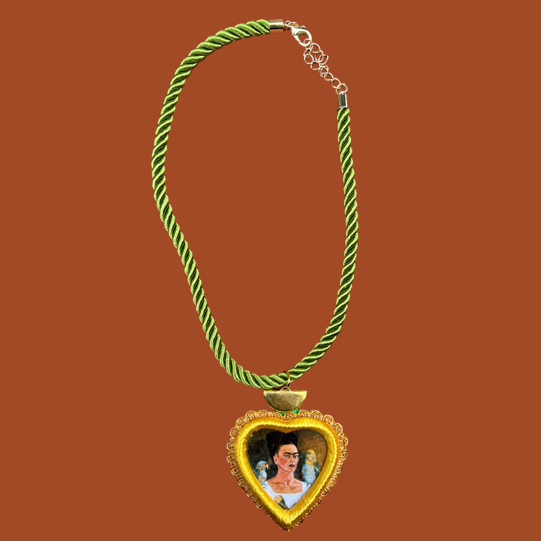 Corazón Icon Necklace: Frida Style E