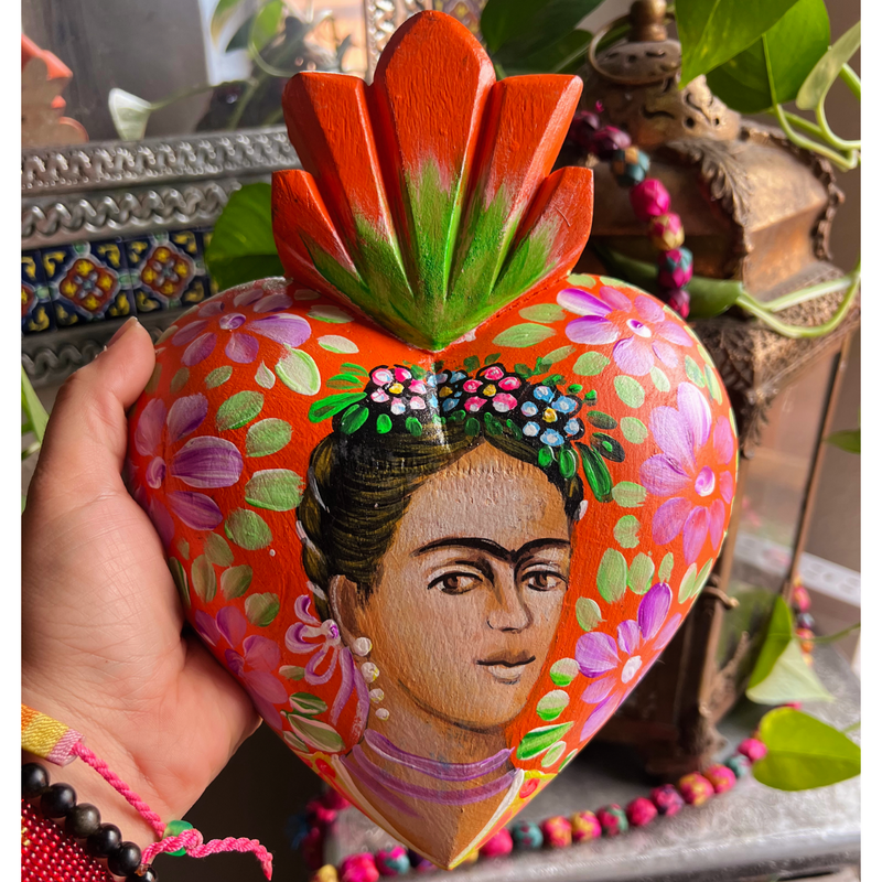 Orange Frida Corazon